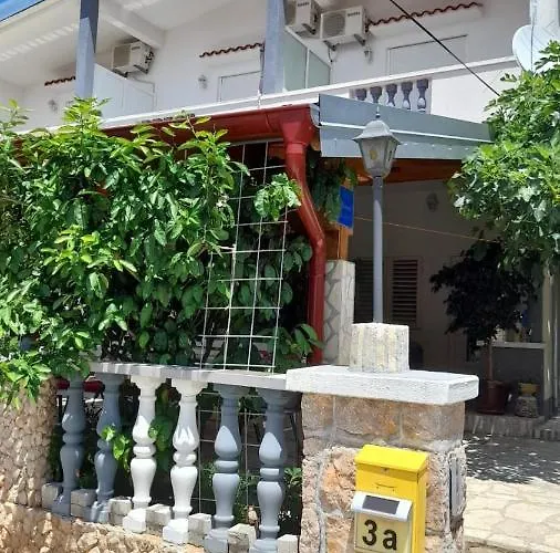 Apartment Aurora Starigrad Paklenica