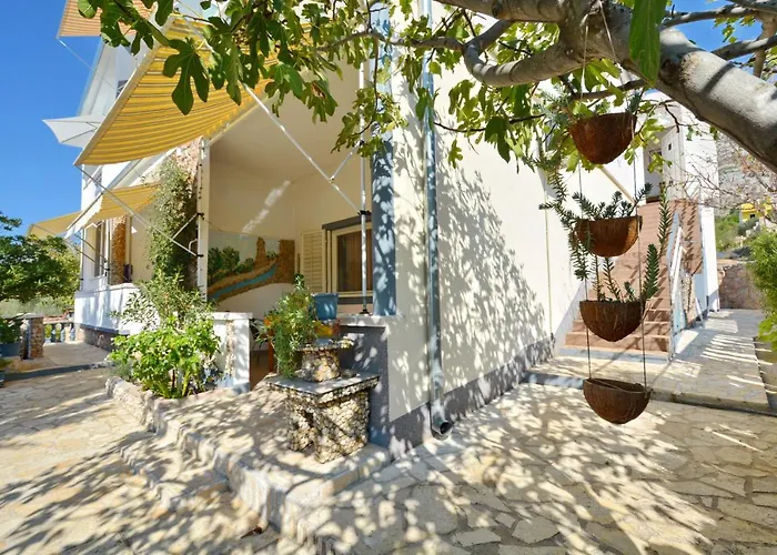 Aurora Starigrad Paklenica