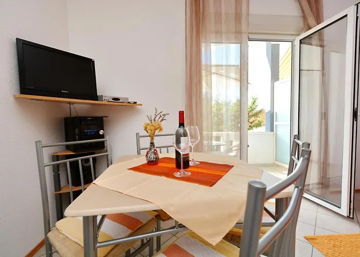 Aurora Starigrad Paklenica